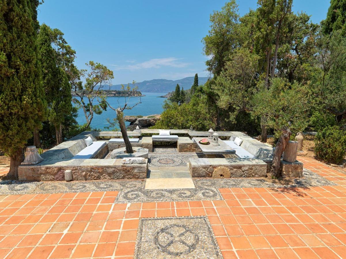 Bed and Breakfast Patrick & Joan Leigh Fermor House Kardamyli Exterior foto